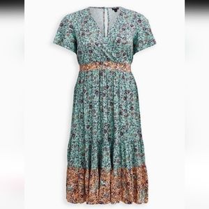 Torrid Jade Green Mermaid Floral Midi Dress